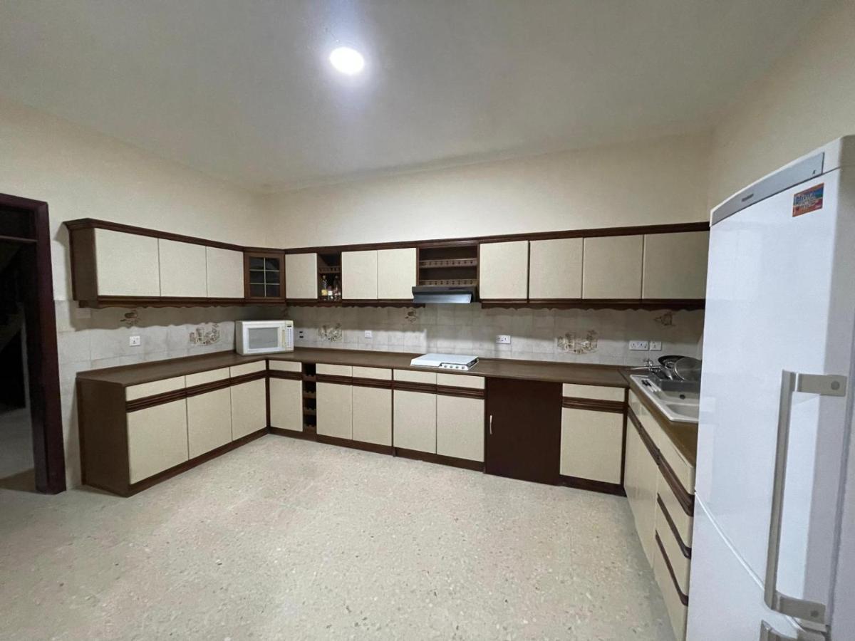 Ommi Hostel Saint Julian's Ngoại thất bức ảnh