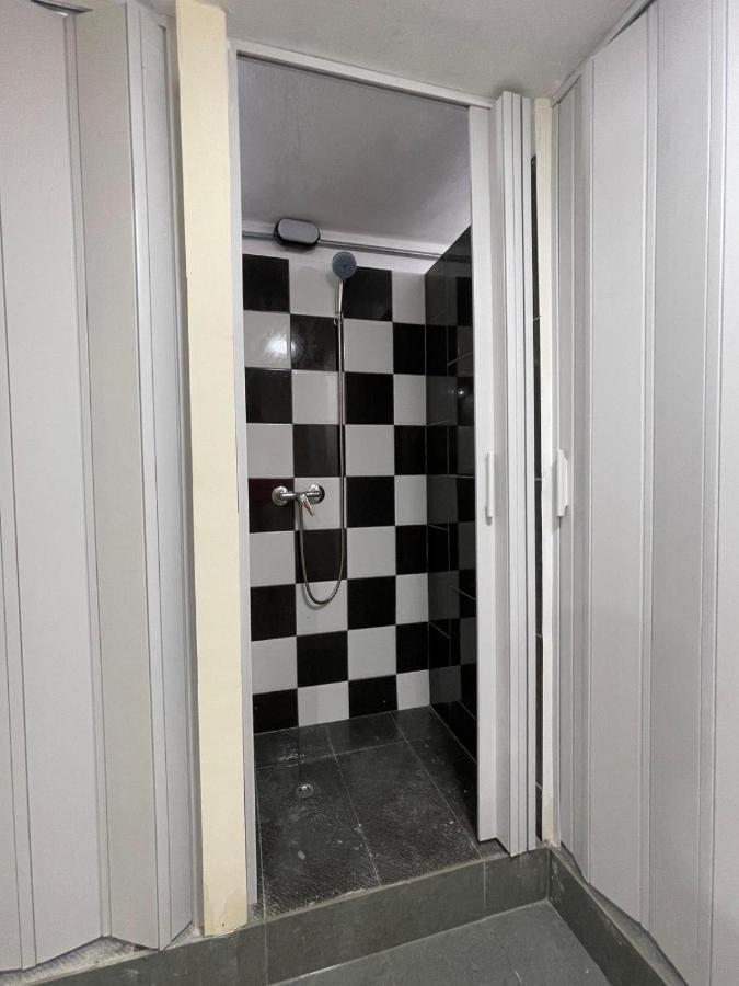 Ommi Hostel Saint Julian's Ngoại thất bức ảnh