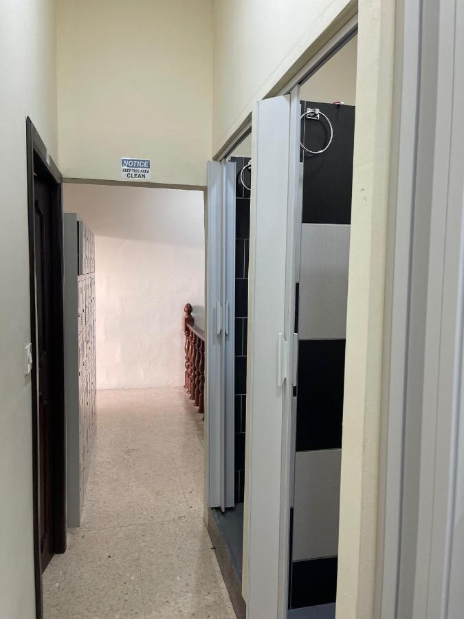 Ommi Hostel Saint Julian's Ngoại thất bức ảnh